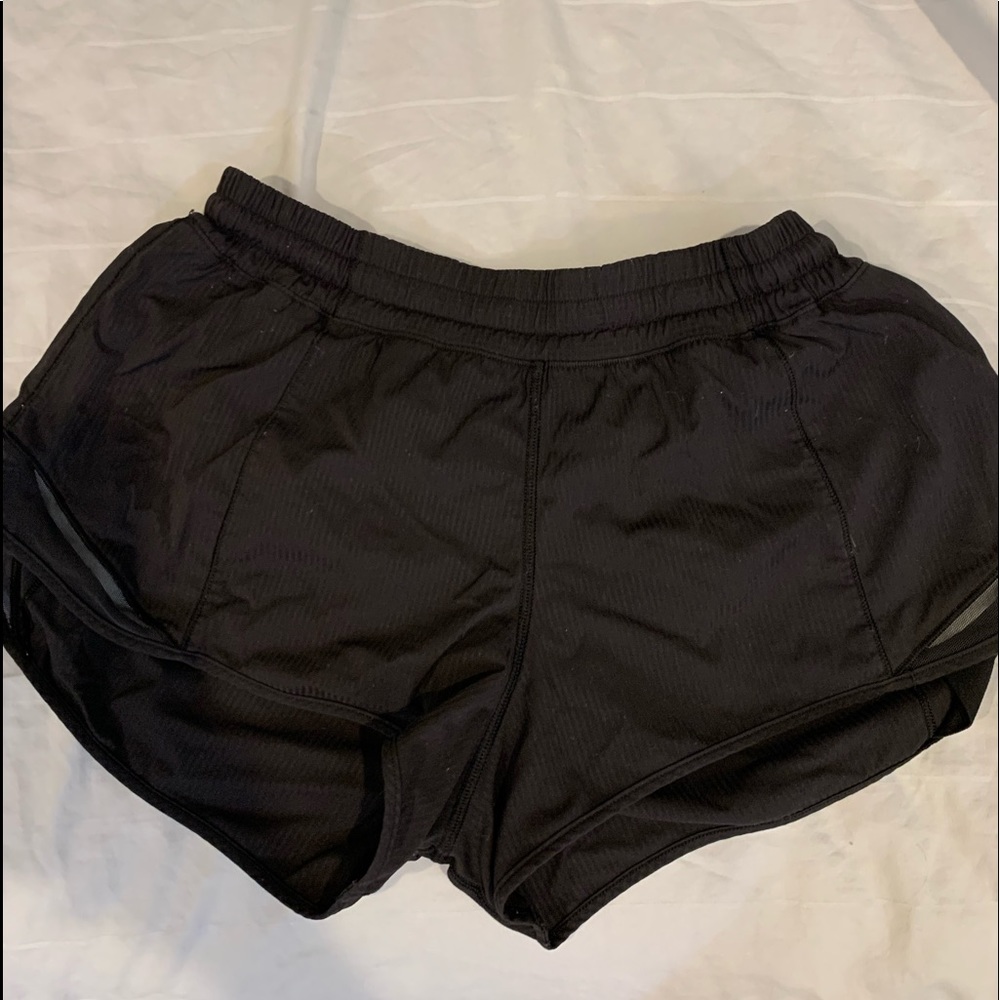 Lululemon hotty hot 2.5 inseam short